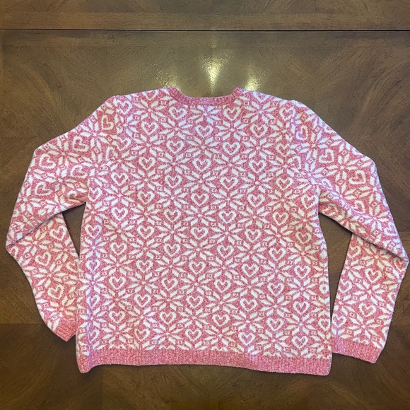 Bass pink & white heart patterned sweatshirt - Picture 2 of 3